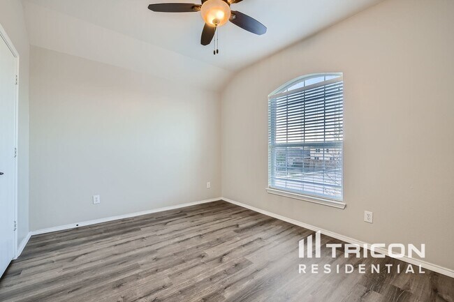 Building Photo - 6269 Trinity Creek Dr