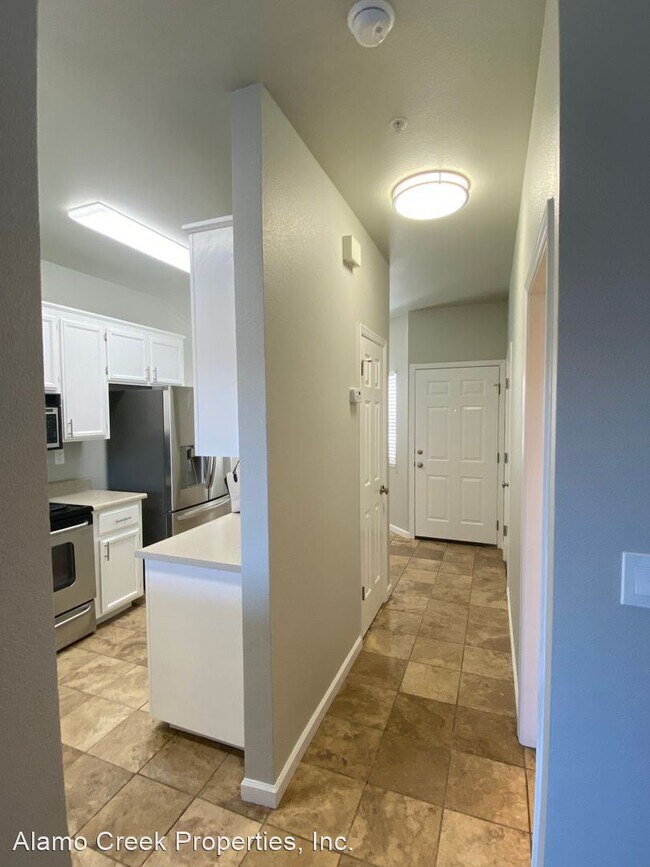 Building Photo - 3 br, 2.5 bath House - 74 Manchester Drive