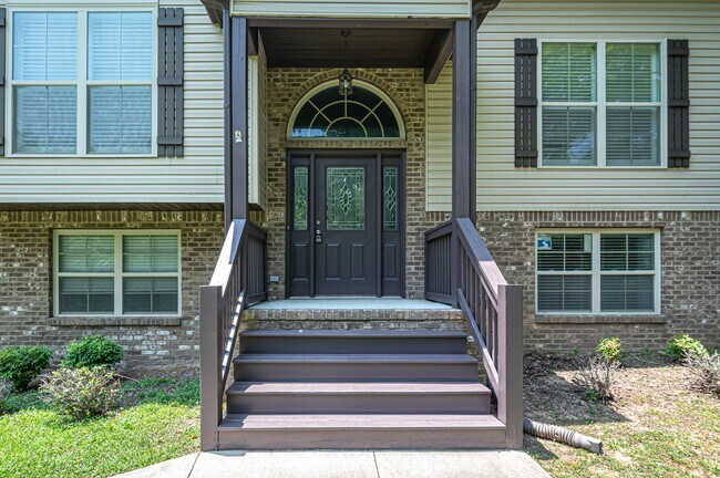 Building Photo - 12696 Alpine Cir