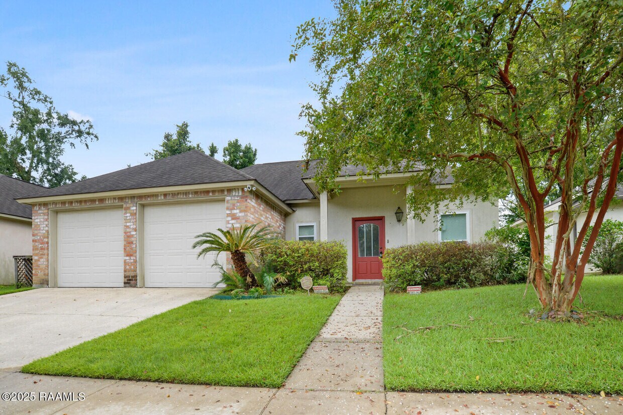 Foto principal - 9442 Boone Ave