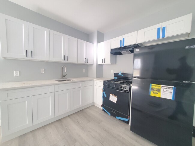 Building Photo - 87 Dwight St