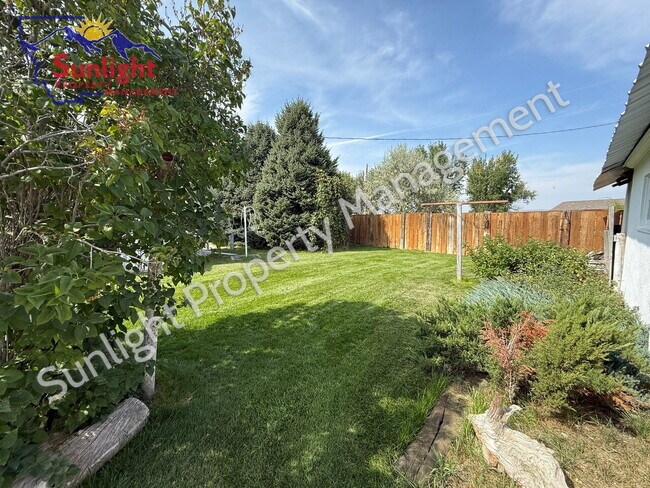 Foto del edificio - 15 Applewood Dr