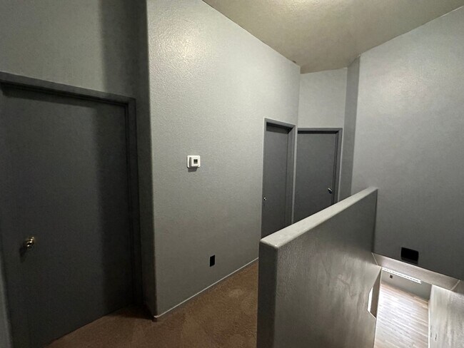 Foto del edificio - 2562 Land Rush Dr