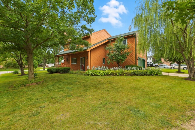 Building Photo - 2101 Babst Ct