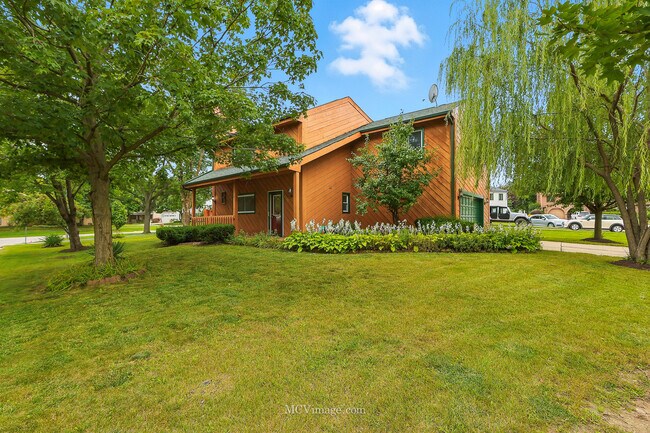 Foto del edificio - 2101 Babst Ct