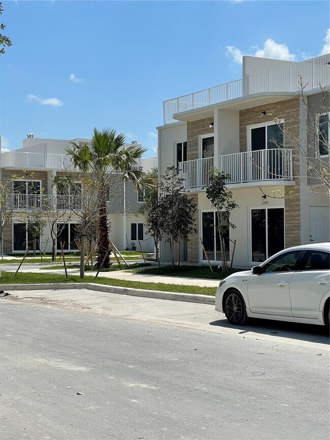 Foto del edificio - 25868 SW 144th Ave