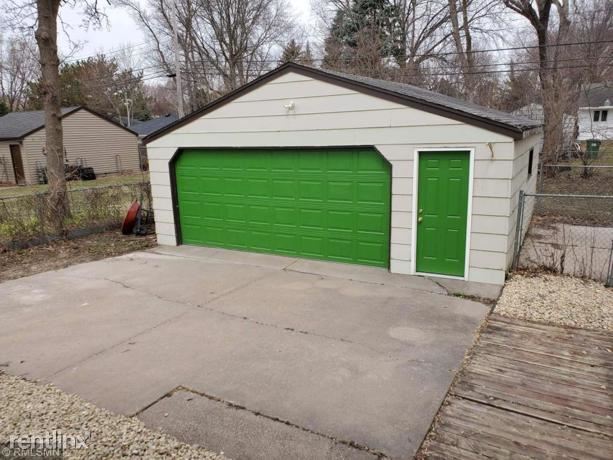 Building Photo - 3 br, 1 bath House - 963 Grandview Avenue W