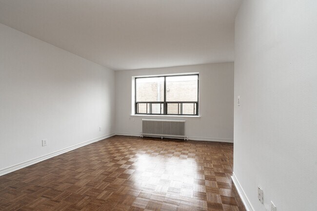 Photo du bâtiment - 612 Dawes Rd