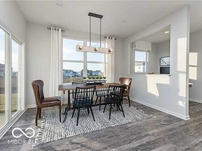 Foto del edificio - 4894 Oak Hl Dr