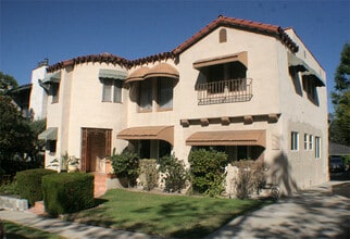 Building Photo - 1934 1/2 Holmby Ave