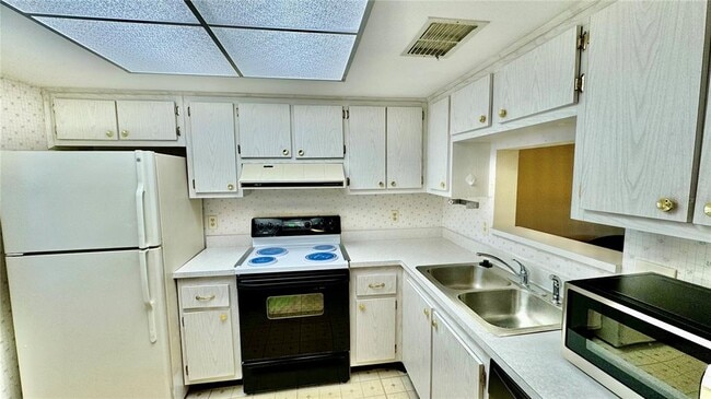 Foto del edificio - 601 N Hercules Ave