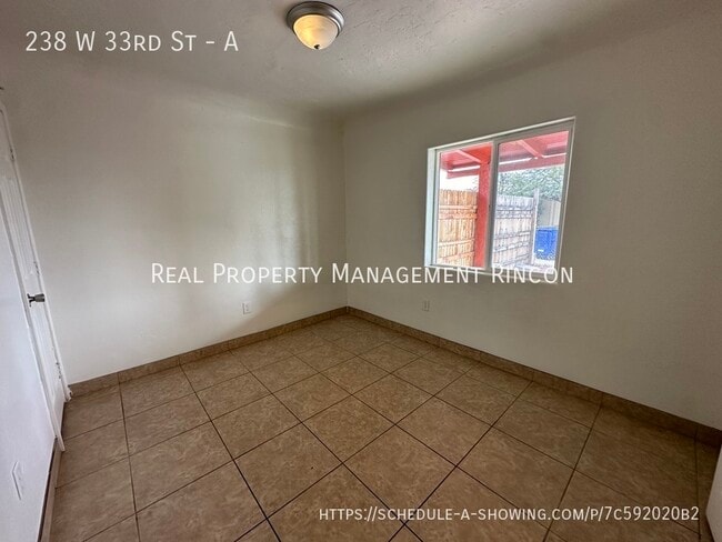 Building Photo - 238 W 33rd St