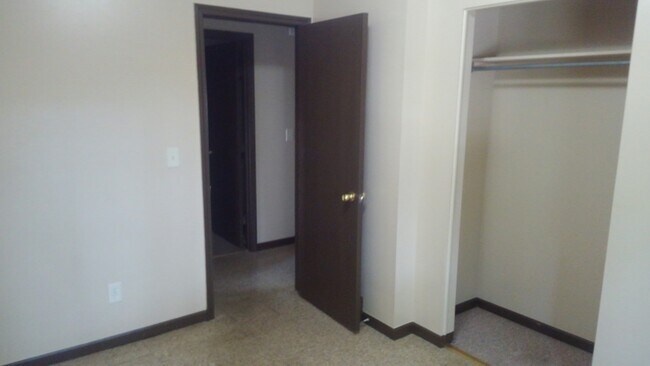 Dormitorio de arriba - 242 Spartan Ave