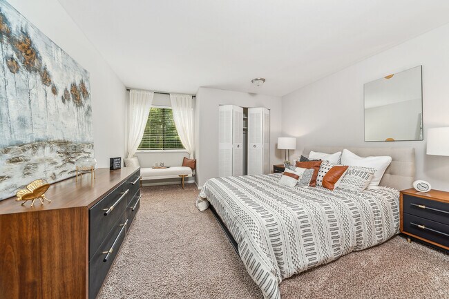 Foto del edificio - ReNew Woodlake