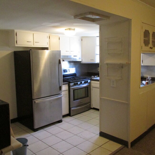 Foto del edificio - 7003 Elmwood Ave