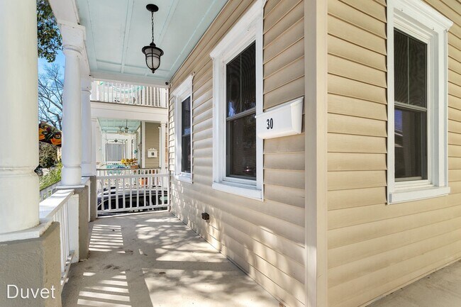 Building Photo - 4 br, 2.5 bath House - 30 Moultrie Street