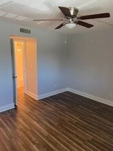 Building Photo - 6308 Newtown Cir
