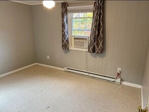 Building Photo - 3 Philbrick Ln