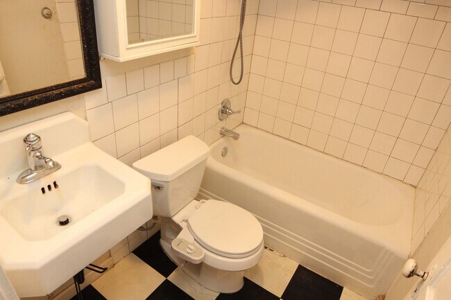 Foto del edificio - 318-320 W Myrtle