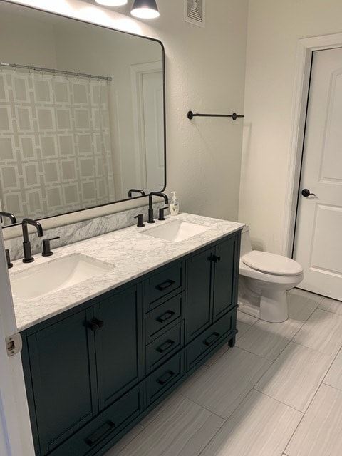 Bathroom 1 - 4221 W Spruce St