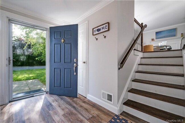 Building Photo - 393 Milton Rd