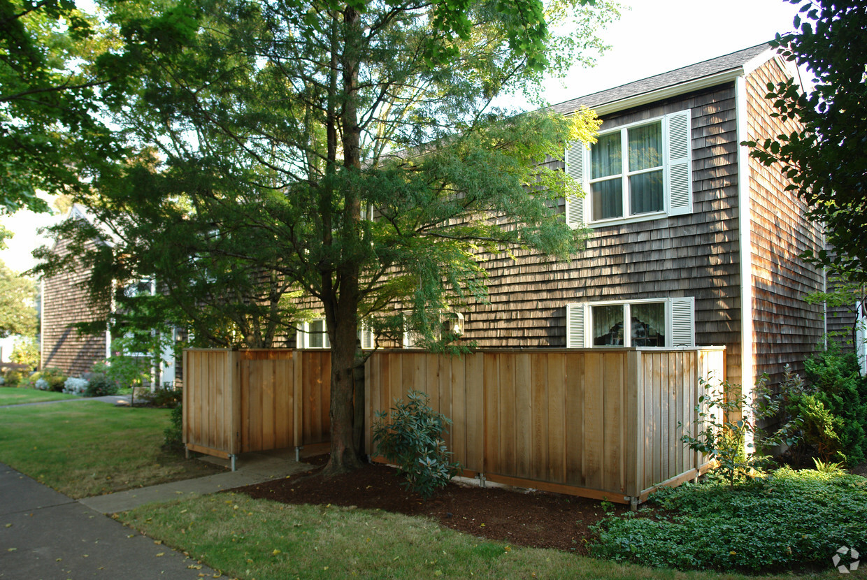 Building Photo - Chemeketa House