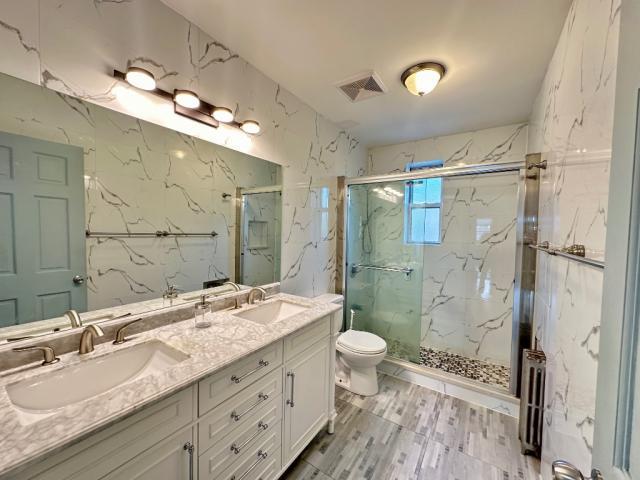 Building Photo - 1 bedroom in WOODSIDE NY 11377