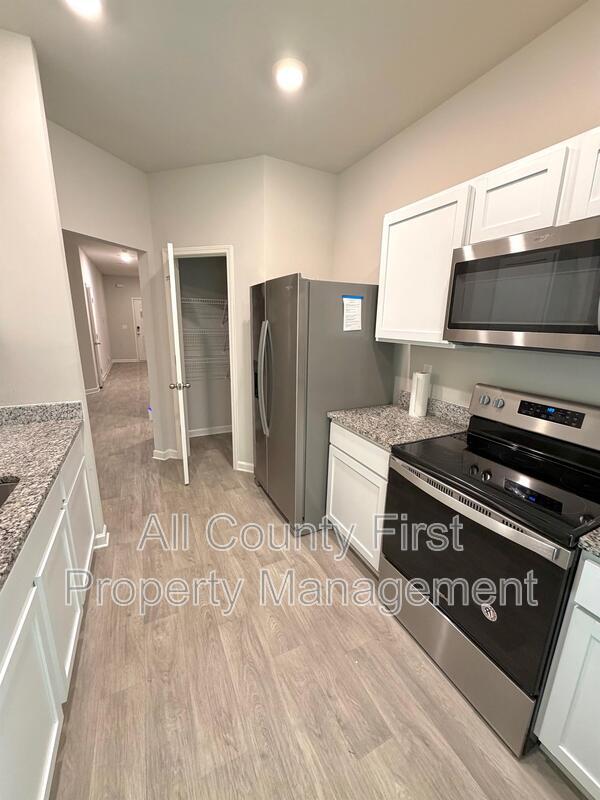 Foto del edificio - 1336 Rogers Landing
