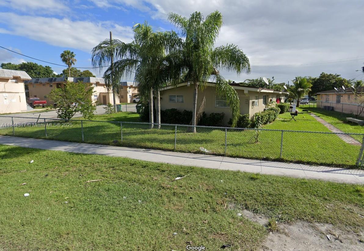 Foto principal - 115 Roberts Rd