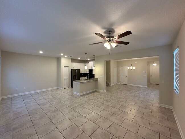 Foto del edificio - 4 Bedroom, 3.5 Bath,Townhome in Lake Nona-...