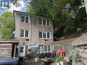 Building Photo - 8 Casci Ave