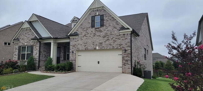 Foto del edificio - 4561 Woodward Walk Ln