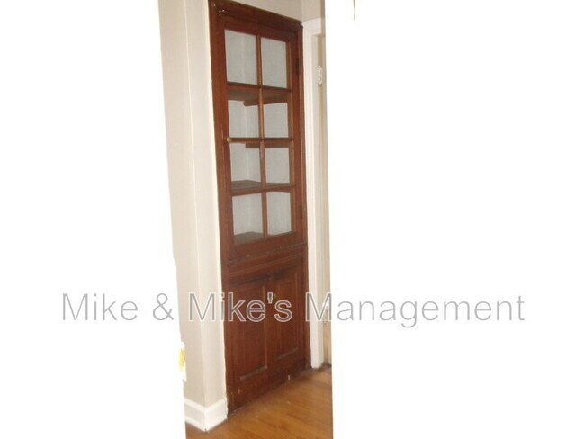 Foto del edificio - 1202 W Hope Ave