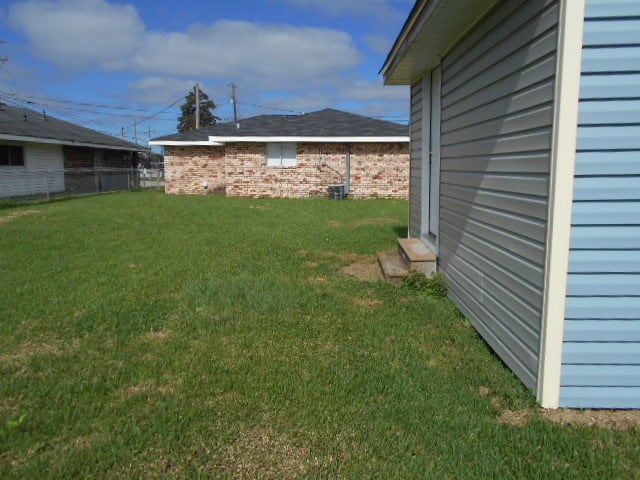 Exterior - 105 Vista Dr
