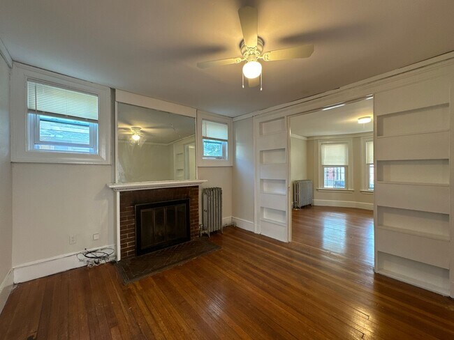 Foto del edificio - 180 Dwight St
