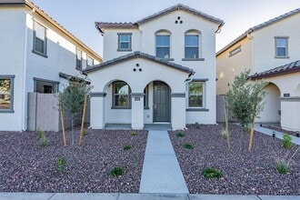 Building Photo - 5821 W Pueblo Ave