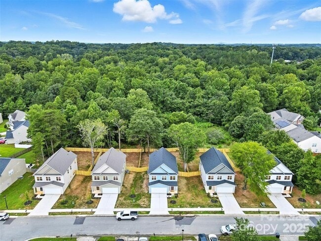 Foto del edificio - 9431 Weston Woods Ln