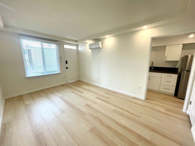 Foto del edificio - 10340-10360 Bellwood Ave