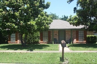 Building Photo - 5503 Lynngate Dr