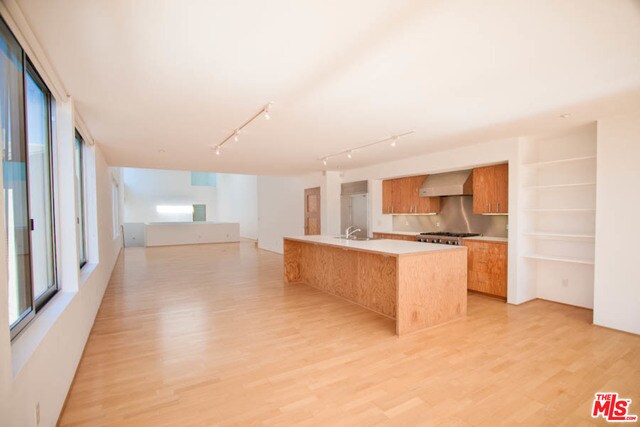 Foto del edificio - 11 Brooks Ave
