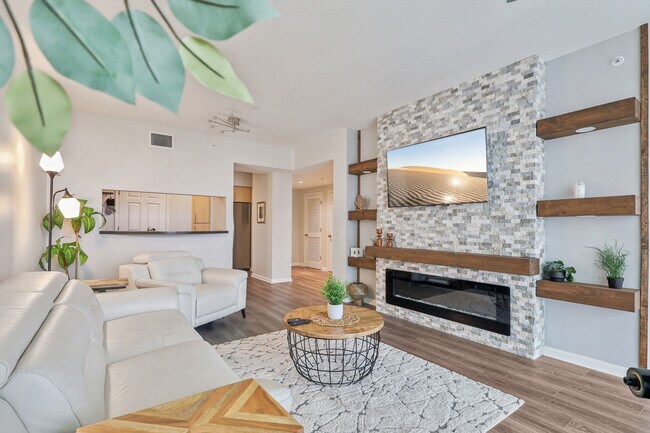 Foto del edificio - 322 E Central Blvd