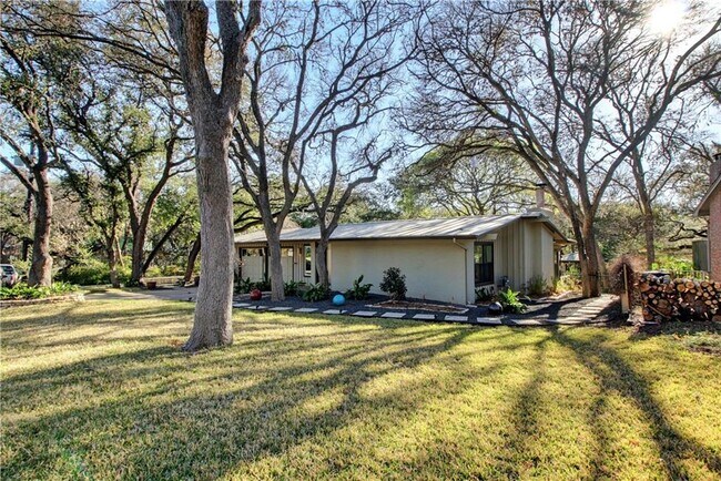Building Photo - 5301 Turnabout Ln