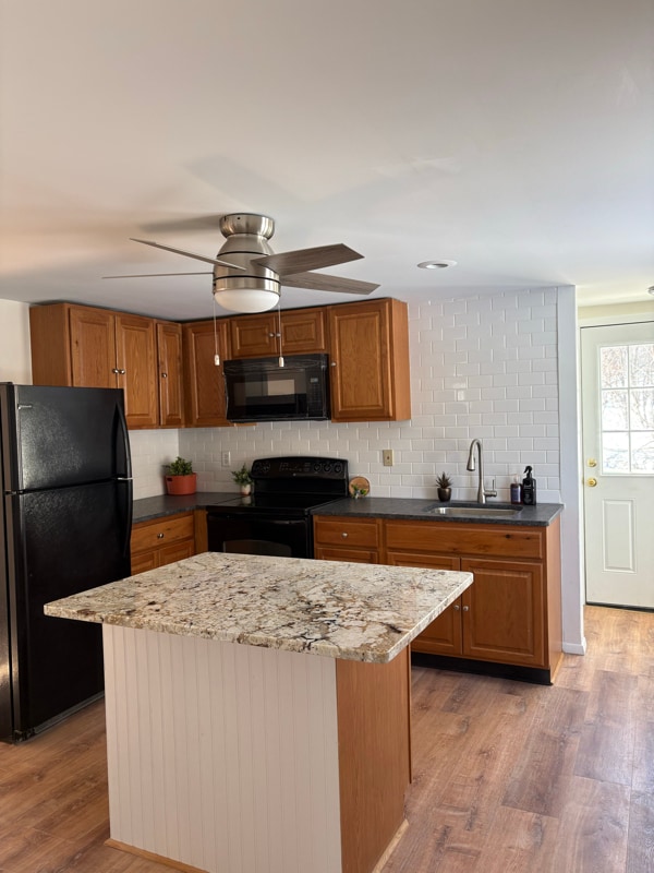 Building Photo - 838 Hallet Rd