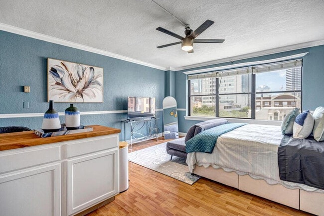 Foto del edificio - 311 W Ashley St