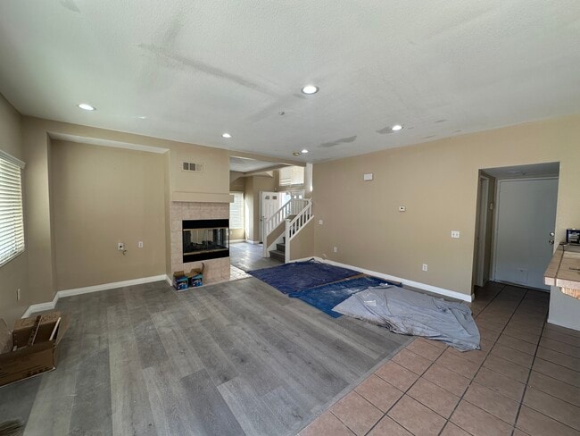 Building Photo - 17203 Ave Del Sol