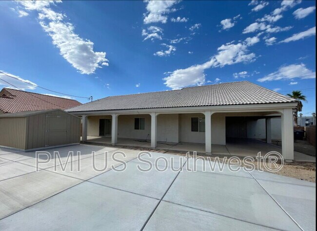 Foto del edificio - 1720 Central Ave