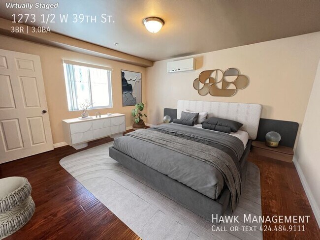 Building Photo - 1273 1/2 W 39th St.-