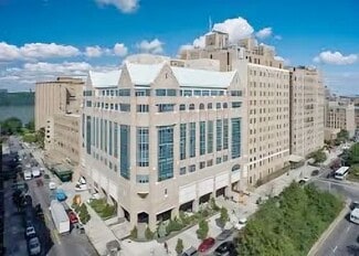 Building Photo - 470 W 166th St