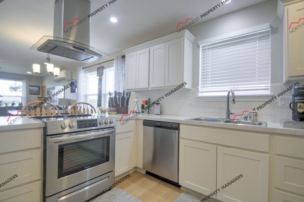 Building Photo - 410 Herron Ave