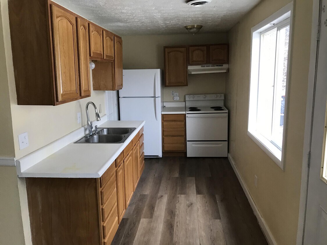 1280 Conewango Ave Unit H1, Warren, PA 16365 Apartment for Rent in